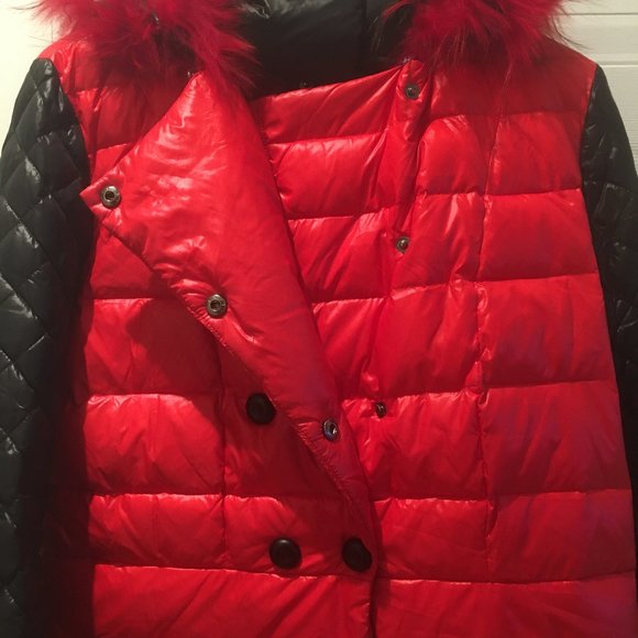 Simon Chang Red & Black Long Down Jacket with Fur Collar & Quilted Patterns - Picture 7 of 16